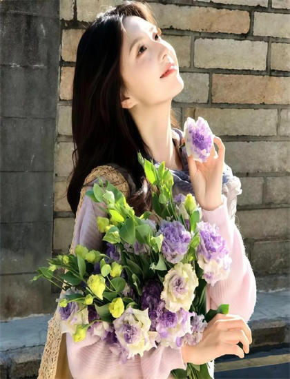 花蝴蝶高清视频免费播放_草莓视频在线免费_暴风播酷云